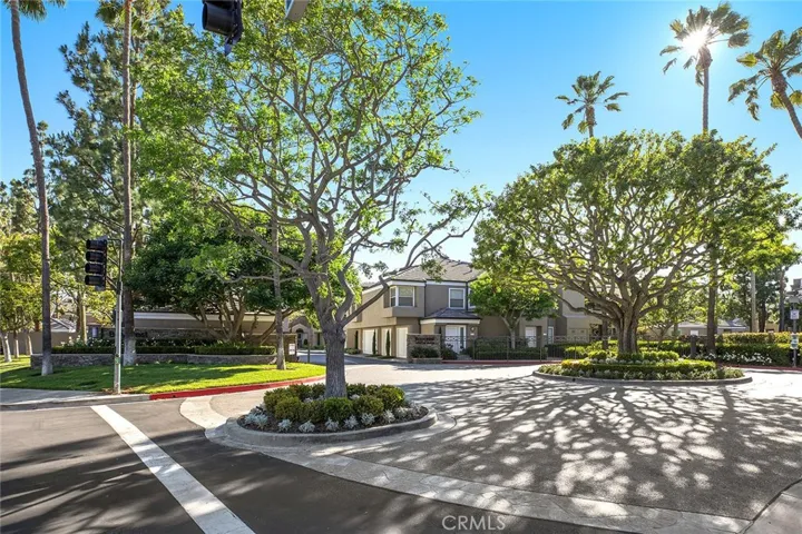 The welcoming entrance into the gated community of Baycrest.