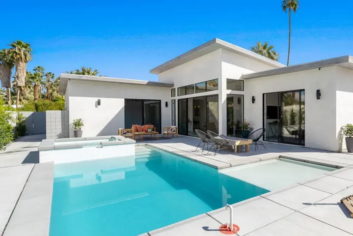 1507+E+San+Jacinto+Way+Palm+Springs-28-M
