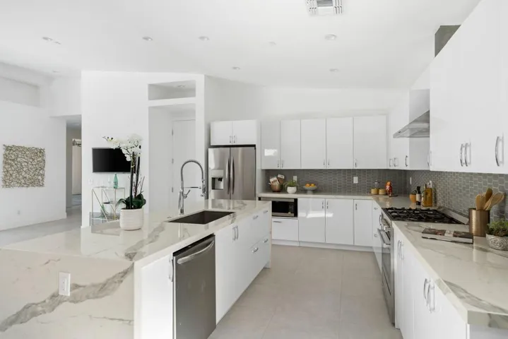 1507+E+San+Jacinto+Way+Palm+Springs-18-M