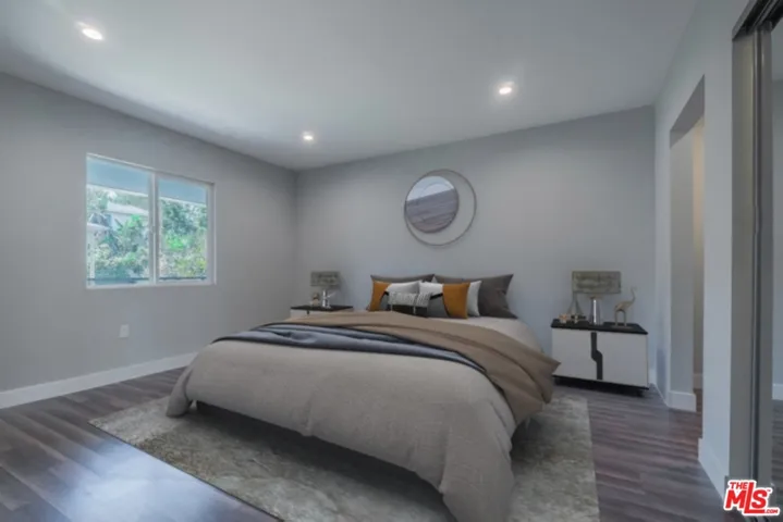 4020 Stevely Avenue 7, Los Angeles, California 90008