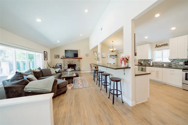 11353 Rocoso Rd, Lakeside, California 92040