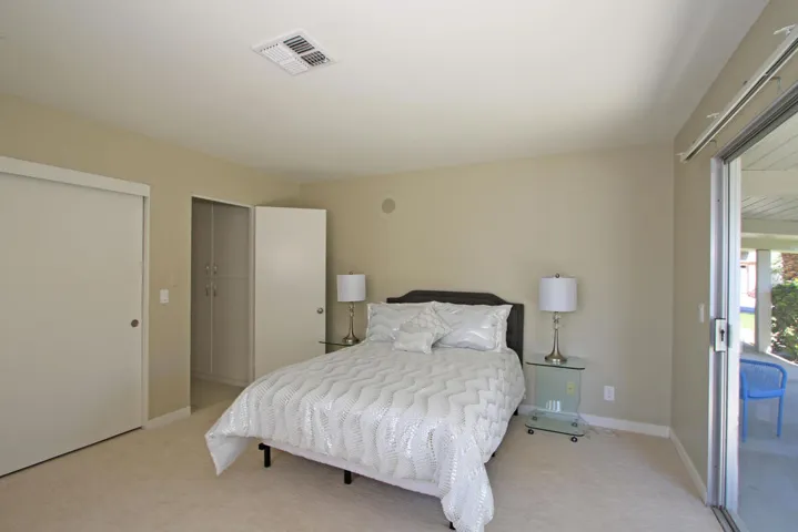 55 GUEST ROOM