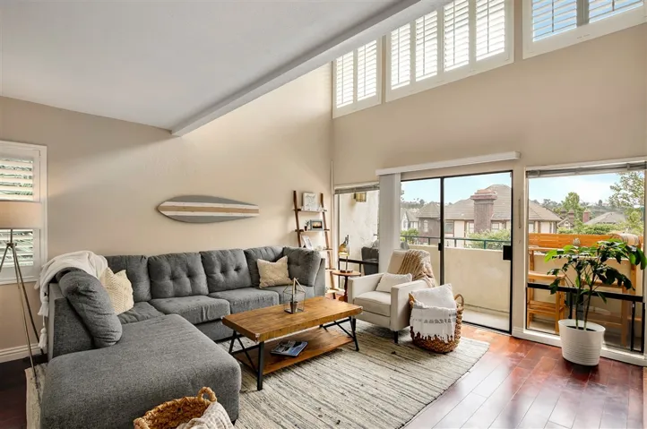 7304 Alicante Rd 1, Carlsbad, California 92009