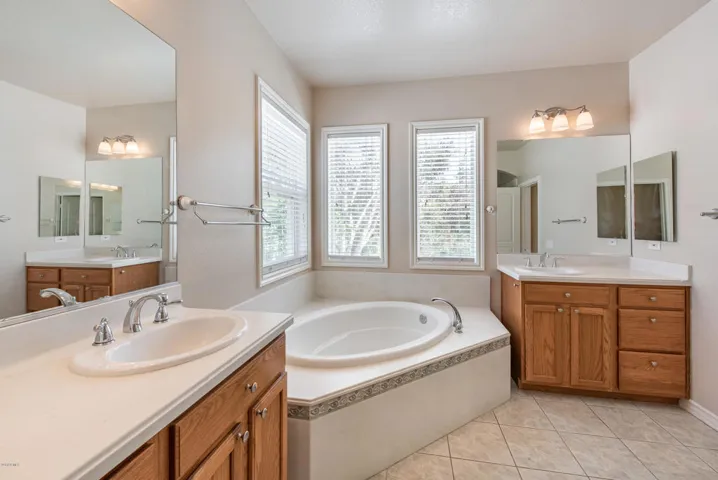 72 W Boulder Creek Rd Simi Valley-28