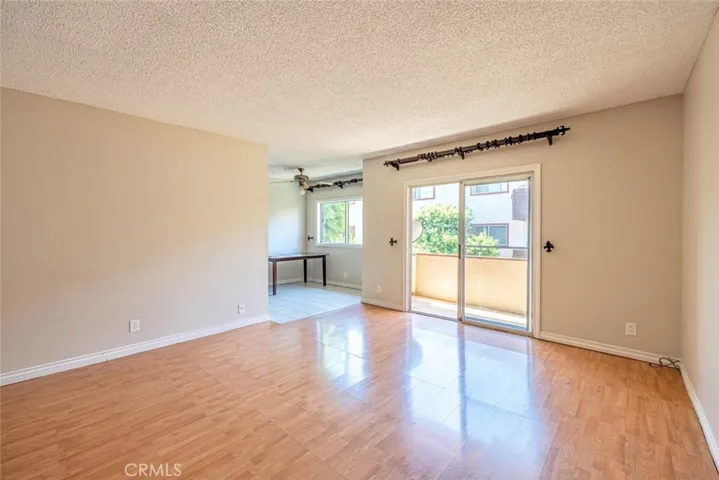 5414 Newcastle Avenue 69, Encino, California 91316