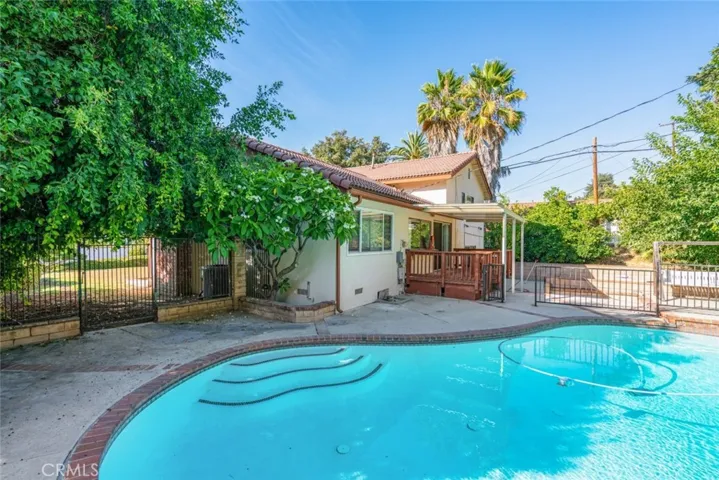 16184 Mesa Robles Drive, Hacienda Heights, California 91745