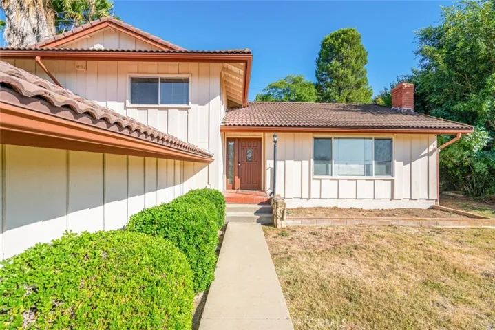 16184 Mesa Robles Drive, Hacienda Heights, California 91745