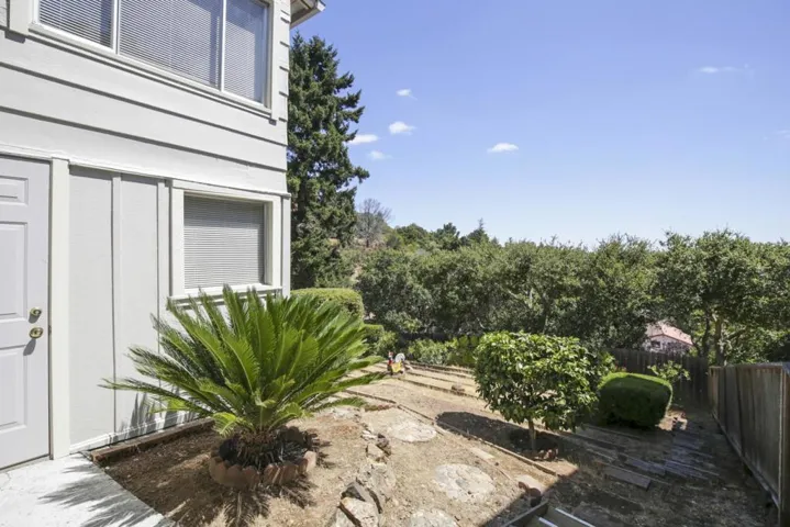 2648 Ponce Avenue, Belmont, California 94002