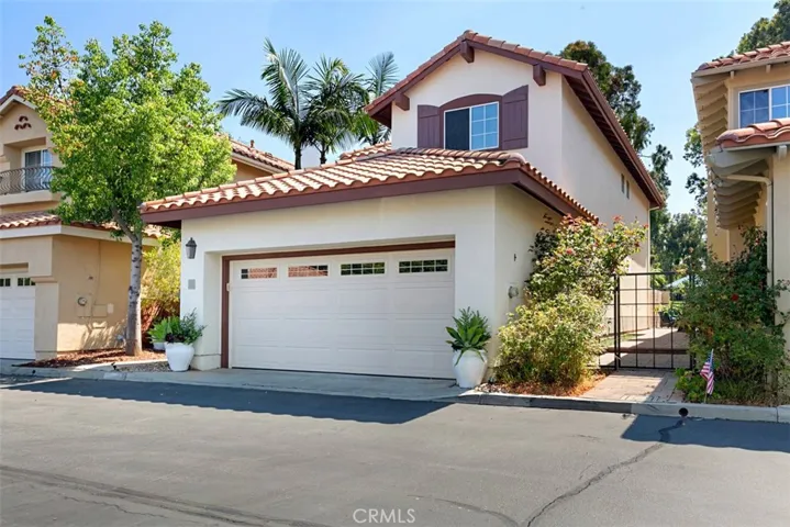 12 Via Helena, Rancho Santa Margarita, California 92688