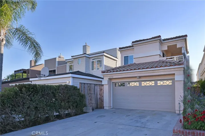 1209 Alabama Street, Huntington Beach, California 92648