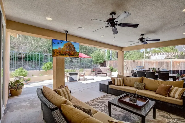 23 Sierra Blanco, Lake Forest, California 92610