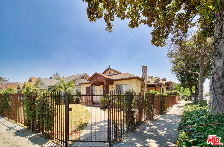 1326 W 42nd Street, Los Angeles, California 90037