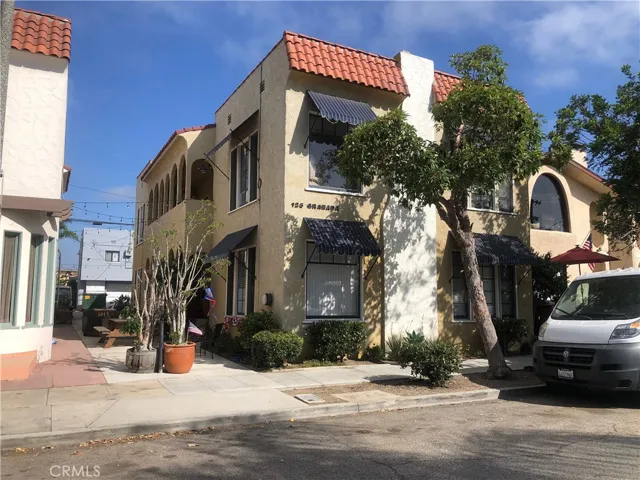125 Granada Avenue, Long Beach, California 90803