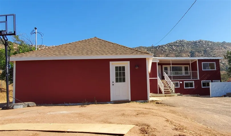 19942 Cochera Via, Dulzura, California 91917