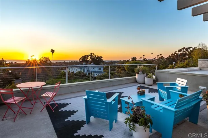 239 Seeman, Encinitas, California 92024