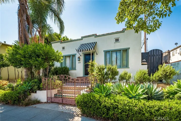 1309 Arizona Avenue, Santa Monica, California 90404