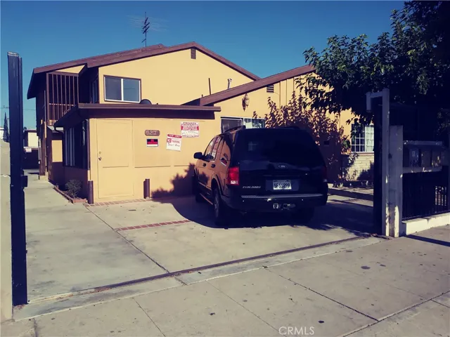7250 Tujunga Avenue, North Hollywood, California 91605