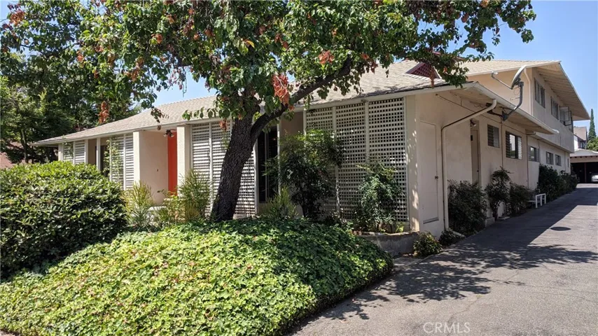 425 S Oakland Avenue 3, Pasadena, California 91101