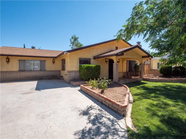 4030 W Avenue L2, Lancaster, California 93536