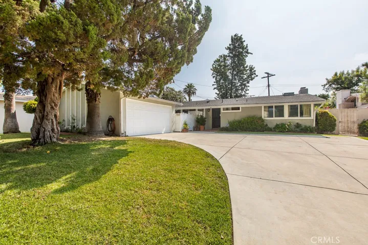 9348 Gothic Avenue, North Hills, California 91343