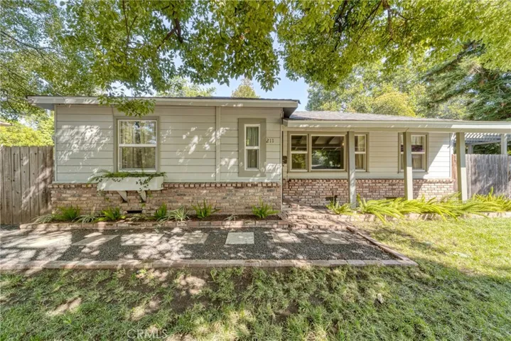 211 W 20th Street, Chico, California 95928