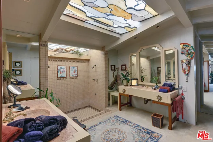18842 Topanga Beach Road Road, Malibu, California 90265