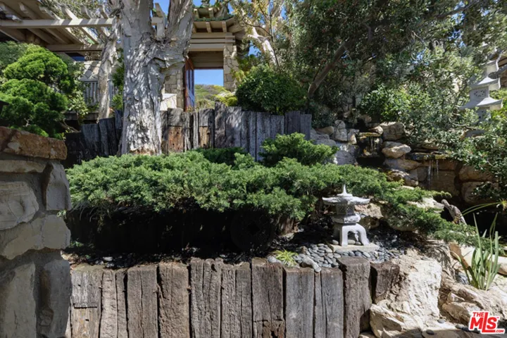 18842 Topanga Beach Road Road, Malibu, California 90265