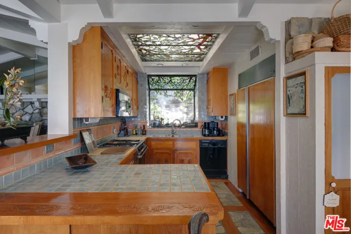 18842 Topanga Beach Road Road, Malibu, California 90265