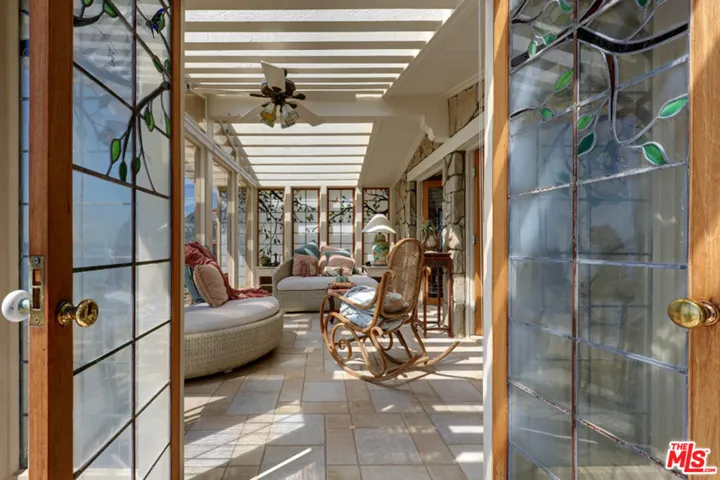 18842 Topanga Beach Road Road, Malibu, California 90265