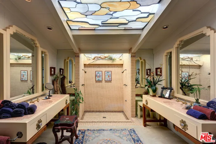 18842 Topanga Beach Road Road, Malibu, California 90265