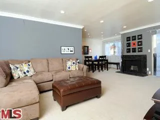 320 E Stocker Street 218, Glendale, California 91207