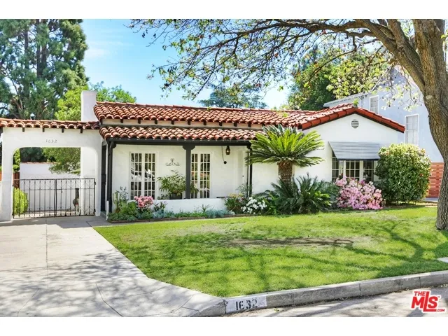 1632 Santa Rosa Avenue, Glendale, California 91208