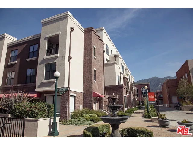 122 White Oak Alley, Monrovia, California 91016