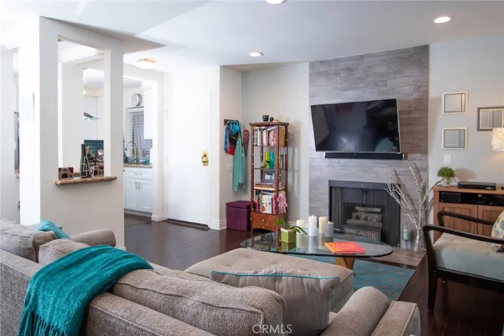 4370 Troost Avenue 108, Studio City, California 91604
