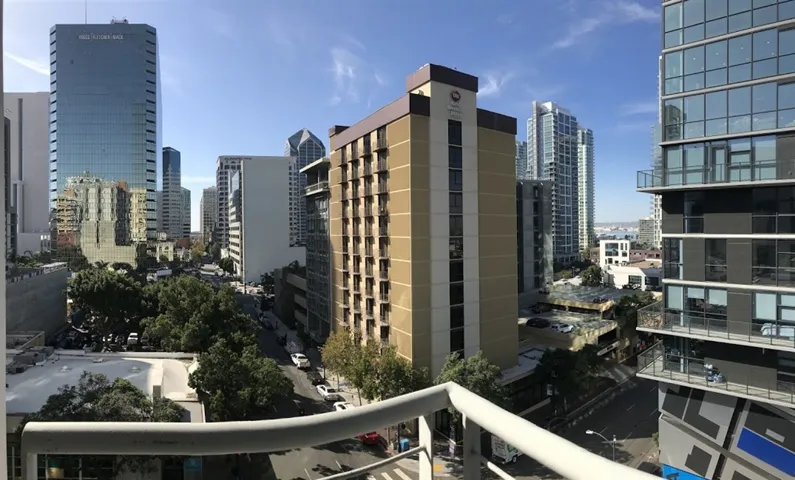 425 W Beech St 804, San Diego, California 92101