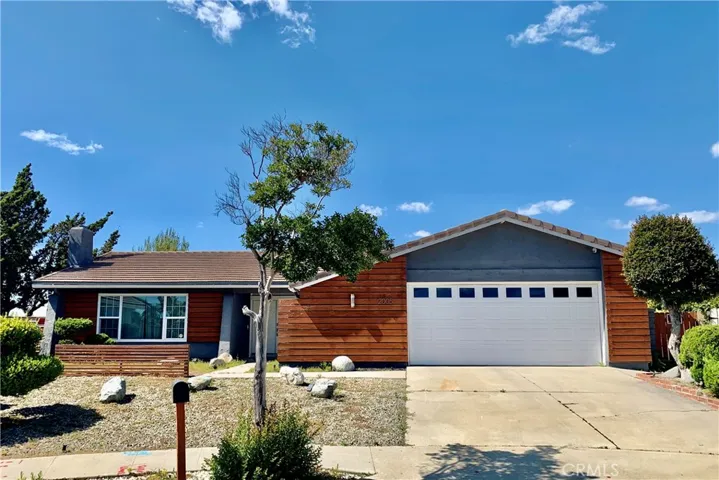 2005 E Hillman Circle, Orange, California 92867