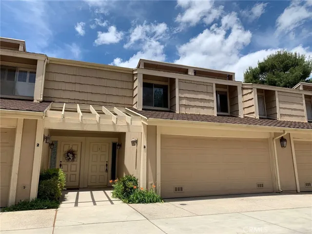 18200 Andrea Circle S 3, Northridge, California 91325