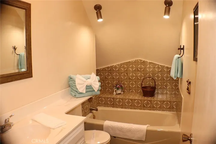 1309 Shasta Court, Big Bear, California 92315