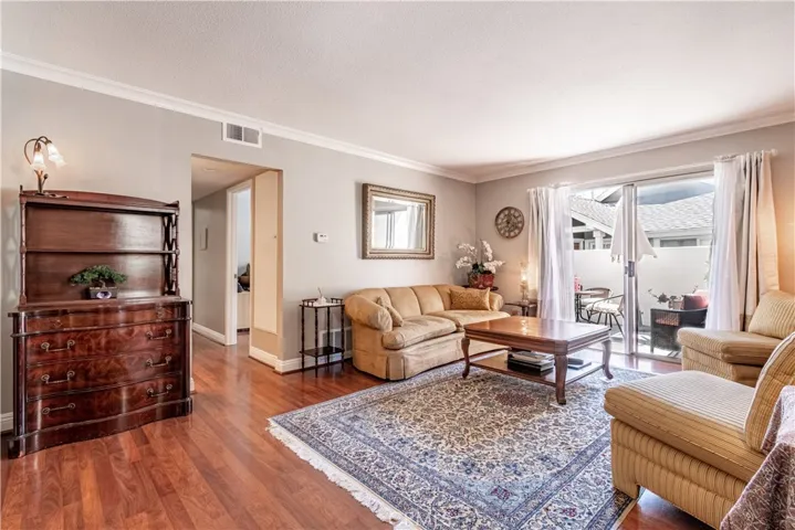 121 Rockwood 54, Irvine, California 92614