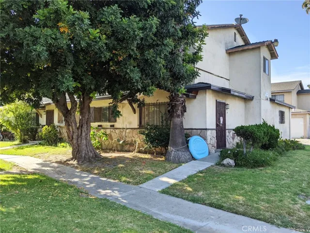 1 Coyote Lane 347, Carson, California 90745