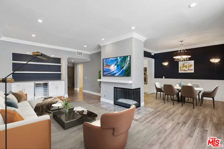 930 N Wetherly Drive 101, West Hollywood, California 90069