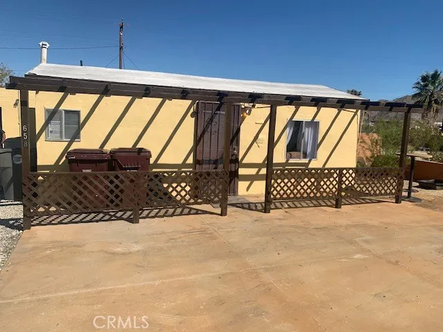 6585 La Luna Avenue, 29 Palms, California 92277