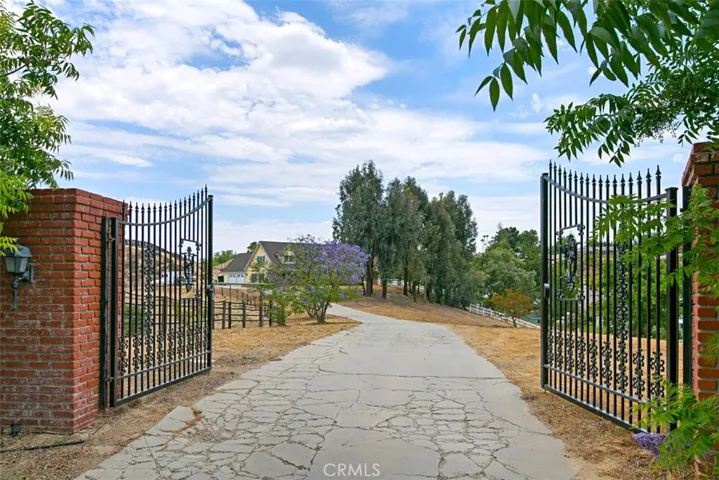 31280 Calle Felicidad, Temecula, California 92591