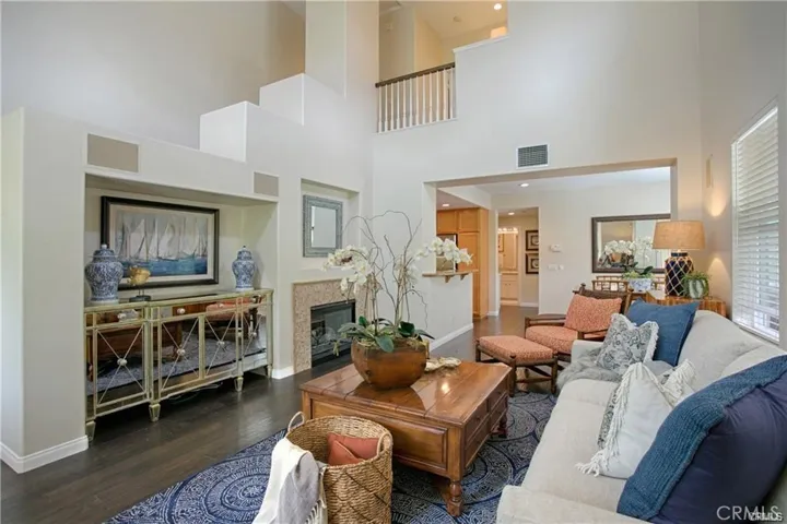 82 Gingerwood, Irvine, California 92603