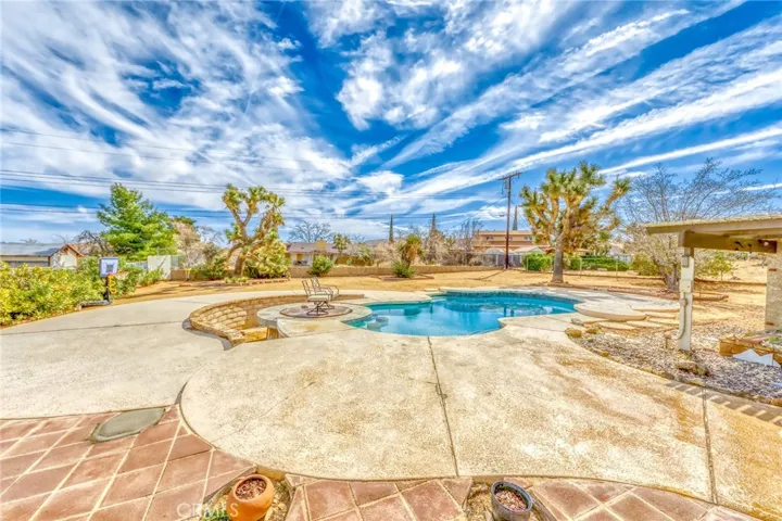 7383 Hanford Avenue, Yucca Valley, California 92284
