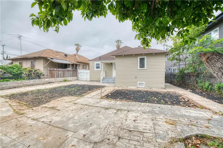 1921 W 20th Street, Los Angeles, California 90018
