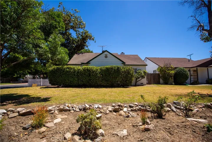 11938 Miranda Street, Valley Village, California 91607
