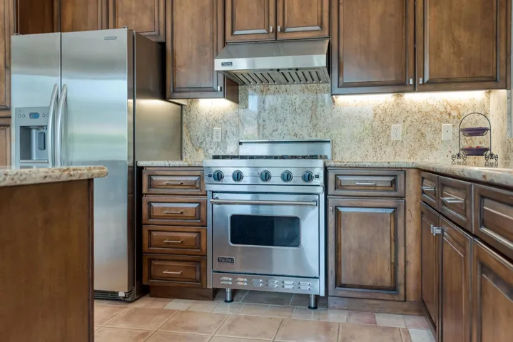 78850 Via Ventana - Kitchen Viking Stove