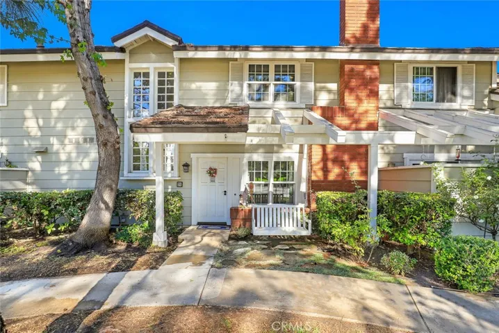 35 E Yale Loop 45, Irvine, California 92604