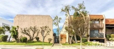 719 N. Eucalyptus Avenue S 10a, Inglewood, California 90302